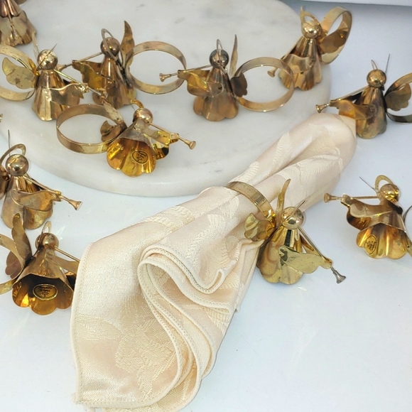 Vintage mid-century bonze and copper Angel candle holders and napkin rings. - Picture 15 of 16